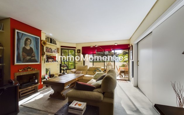 Revente - Appartement - Marbella - Elviria