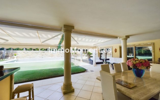 Wiederverkauf - Villa - Marbella - Nueva Andalucía