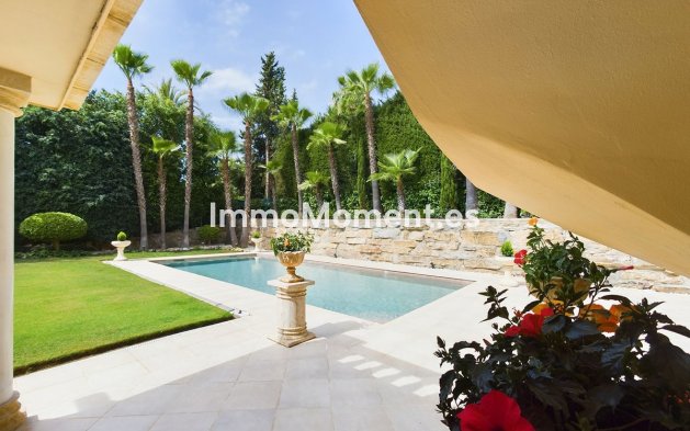 Wiederverkauf - Villa - Marbella - Nueva Andalucía