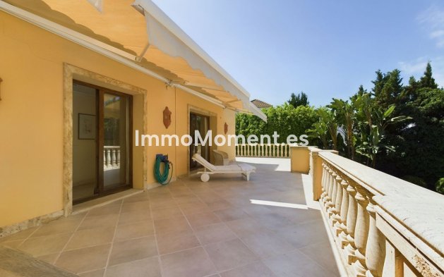 Wiederverkauf - Villa - Marbella - Nueva Andalucía
