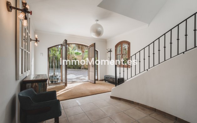 Reventa - Villa - Estepona  - Estepona Centro