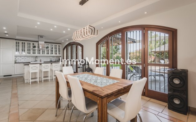 Reventa - Villa - Estepona  - Estepona Centro