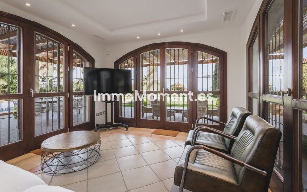 Reventa - Villa - Estepona  - Estepona Centro