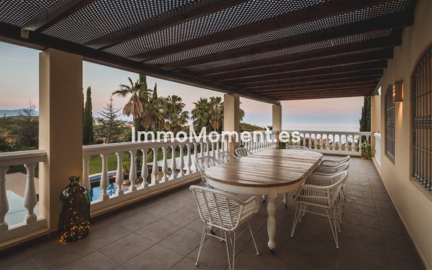Reventa - Villa - Estepona  - Estepona Centro