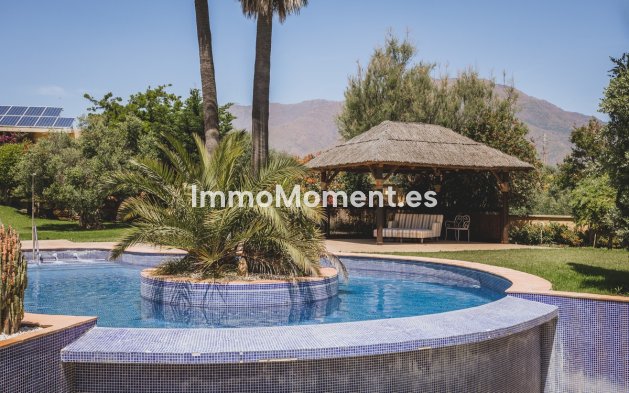 Reventa - Villa - Estepona  - Estepona Centro