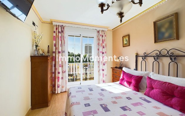 Wiederverkauf - Reihenhaus - Estepona  - Estepona Centro