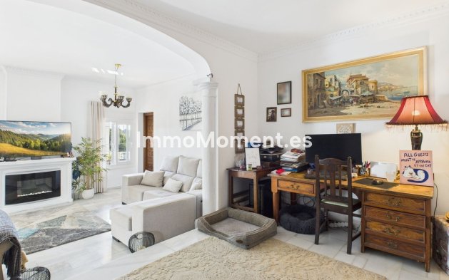 Wiederverkauf - Villa - Estepona  - Estepona Centro