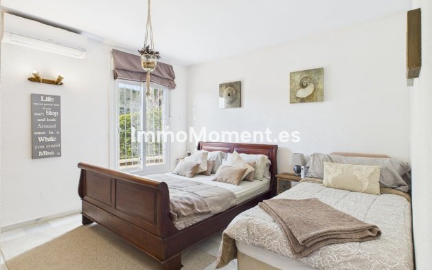 Wiederverkauf - Villa - Estepona  - Estepona Centro