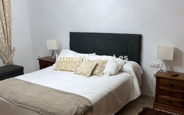 Revente - Villa - Casares - Casares Centro