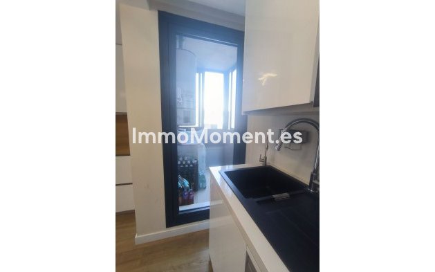 Wiederverkauf - Wohnung - Estepona  - Estepona Centro