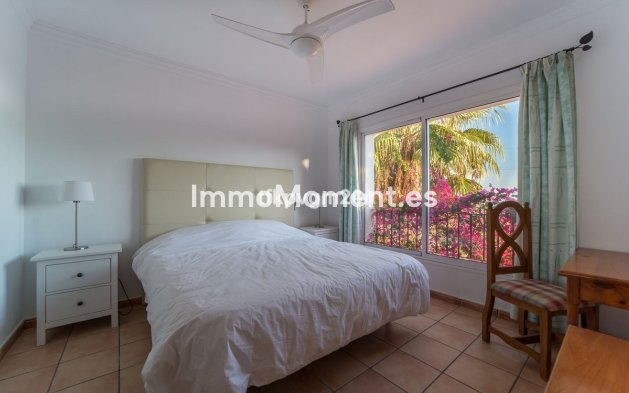 Bestaande woning - Villa - Estepona  - Estepona Centro