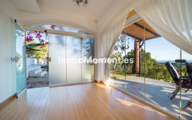 Bestaande woning - Villa - Estepona  - Estepona Centro