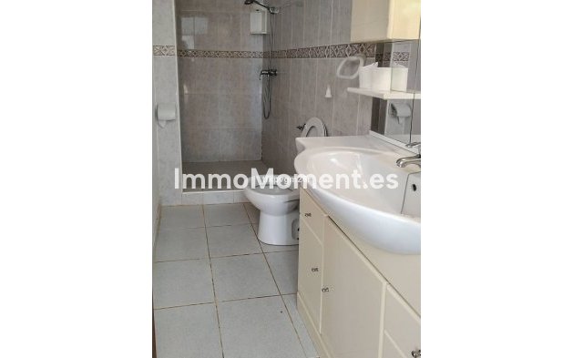 Bestaande woning - Villa - Estepona  - Estepona Centro