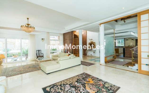 Reventa - Villa - Marbella - La Mairena