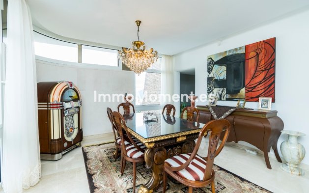 Reventa - Villa - Marbella - La Mairena