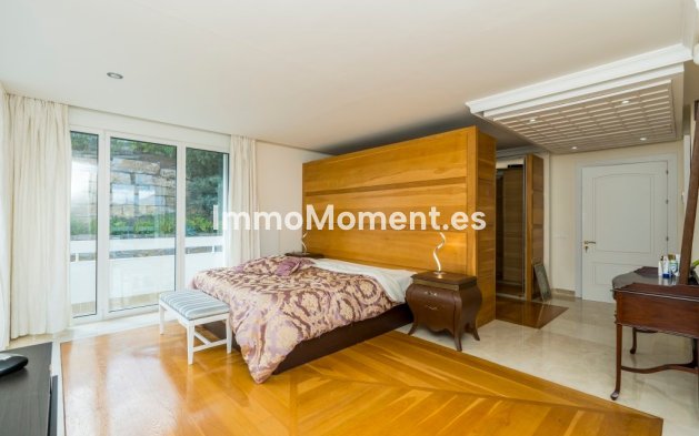 Reventa - Villa - Marbella - La Mairena