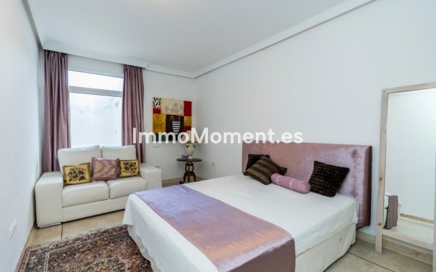 Reventa - Villa - Marbella - La Mairena
