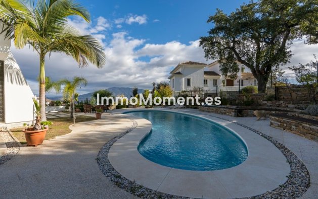 Reventa - Villa - Marbella - La Mairena