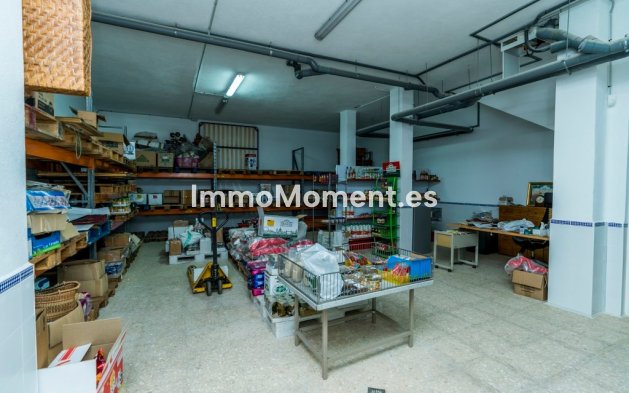 Reventa - Villa - Marbella - La Mairena