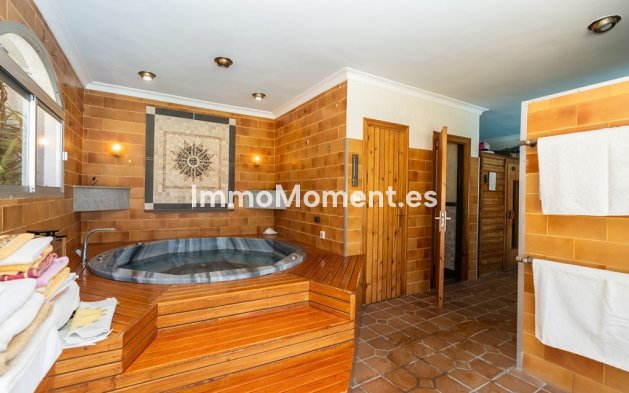 Revente - Villa - Marbella - Marbesa