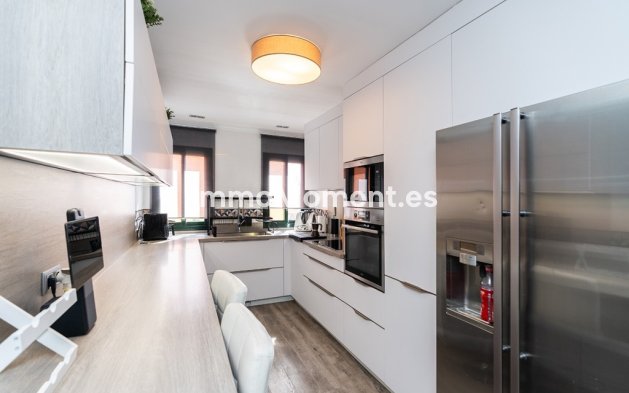 Revente - Appartement - Marbella - Elviria