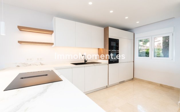 Wiederverkauf - Wohnung - Marbella - La Mairena