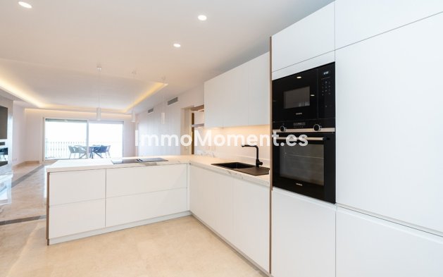 Wiederverkauf - Wohnung - Marbella - La Mairena