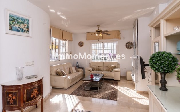 Revente - Villa - Marbella - Costabella