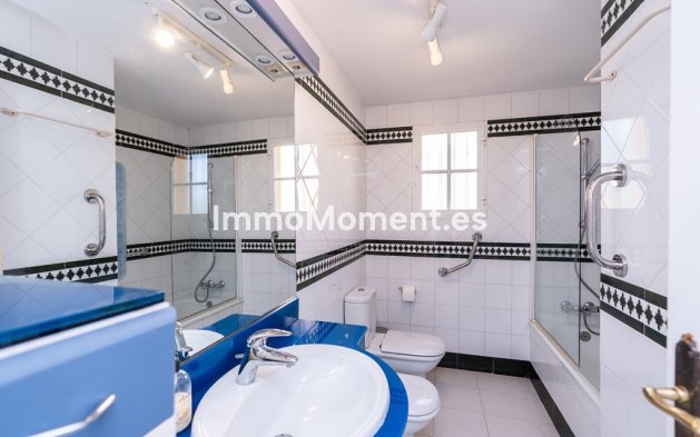 Revente - Villa - Marbella - Costabella