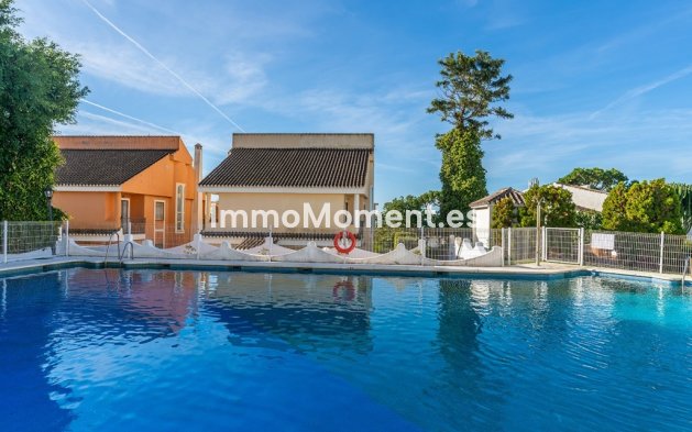 Revente - Villa - Marbella - Costabella