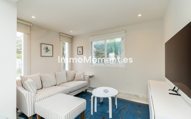 Wiederverkauf - Villa - Marbella - Marbesa