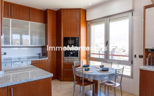 Resale - Apartment - Benidorm - Benidorm Centro