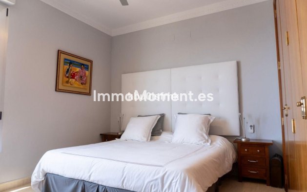 Resale - Apartment - Benidorm - Benidorm Centro
