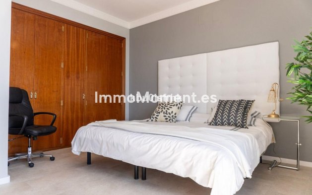 Resale - Apartment - Benidorm - Benidorm Centro