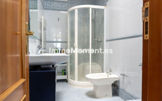 Resale - Apartment - Benidorm - Benidorm Centro
