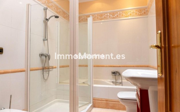Resale - Apartment - Benidorm - Benidorm Centro