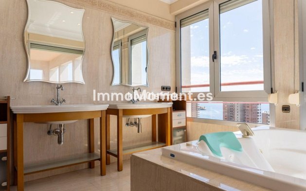 Resale - Apartment - Benidorm - Benidorm Centro