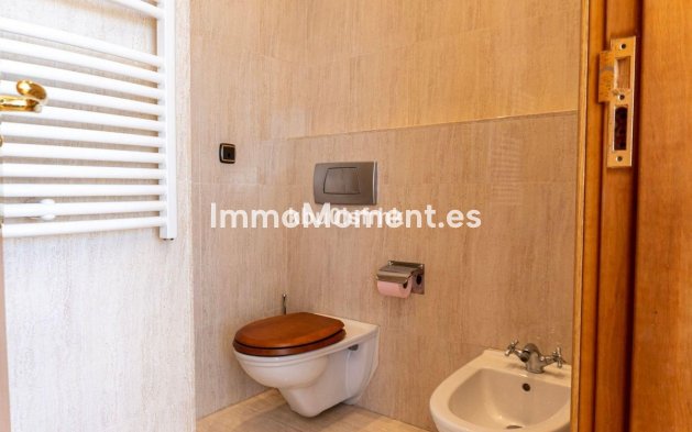 Resale - Apartment - Benidorm - Benidorm Centro