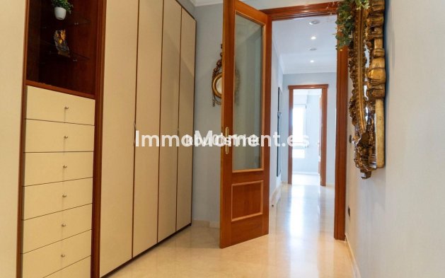 Resale - Apartment - Benidorm - Benidorm Centro