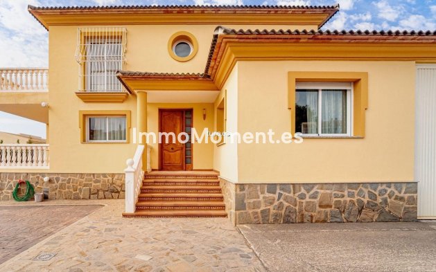 Wiederverkauf - Villa - La Nucía - La Nucia Centro