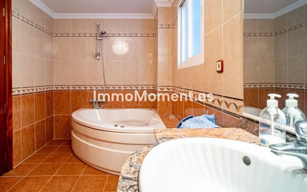 Wiederverkauf - Villa - La Nucía - La Nucia Centro