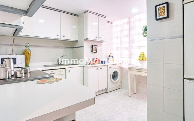 Wiederverkauf - Wohnung - Benidorm - Benidorm Centro