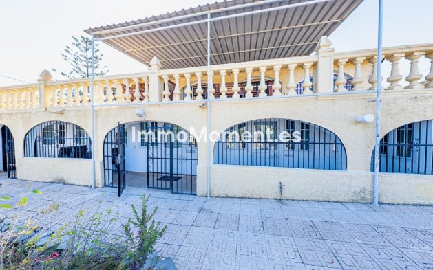 Wiederverkauf - Villa - La Nucía - La Nucia Centro