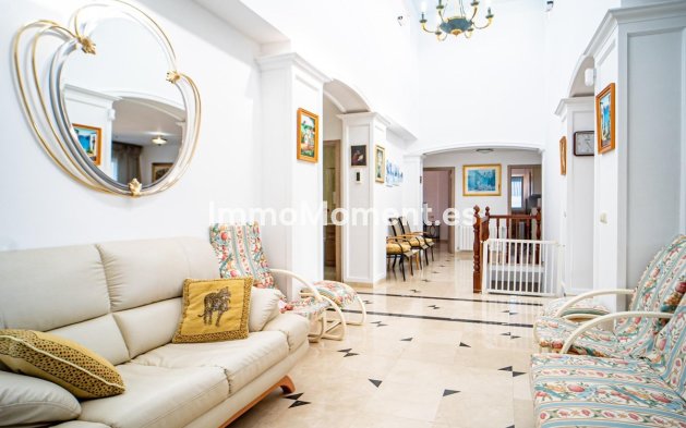 Resale - Detached villa - Alfaz del Pi - L'Alfás del Pi Centro