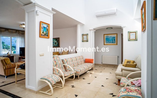 Resale - Detached villa - Alfaz del Pi - L'Alfás del Pi Centro