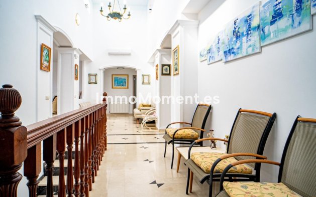 Resale - Detached villa - Alfaz del Pi - L'Alfás del Pi Centro