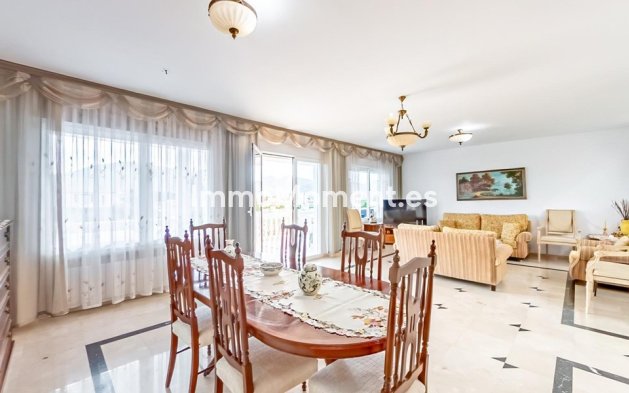 Resale - Detached villa - Alfaz del Pi - L'Alfás del Pi Centro