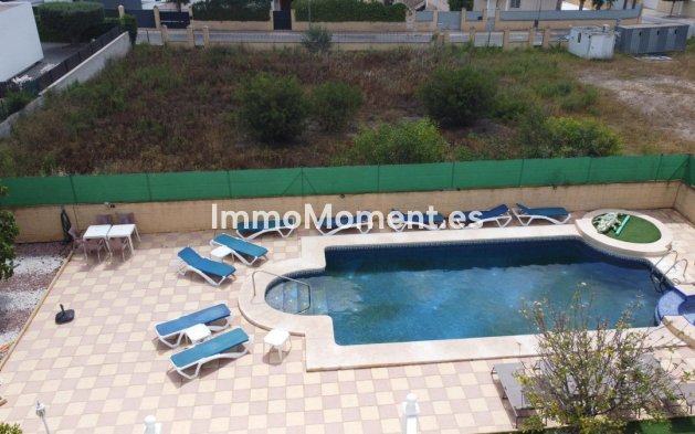 Resale - Detached villa - Alfaz del Pi - L'Alfás del Pi Centro