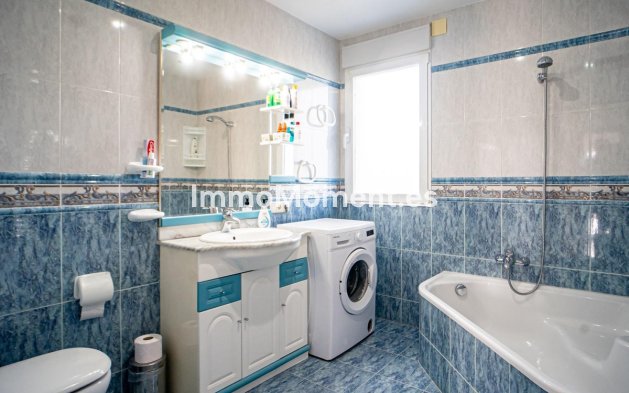 Resale - Detached villa - Alfaz del Pi - L'Alfás del Pi Centro