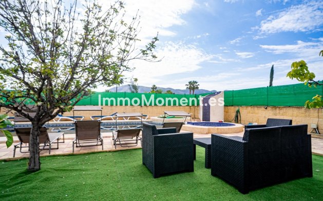 Resale - Detached villa - Alfaz del Pi - L'Alfás del Pi Centro